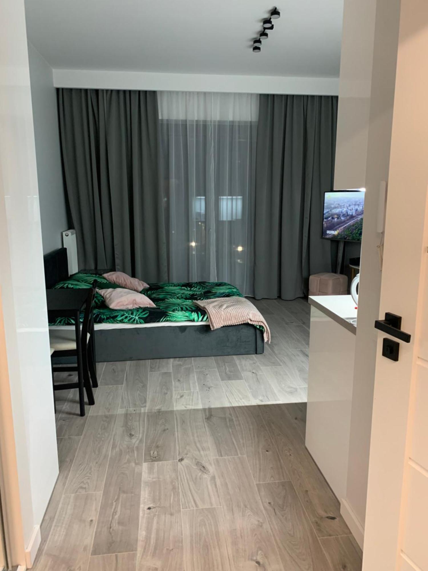 Hanza Tower De Lux Apartment
